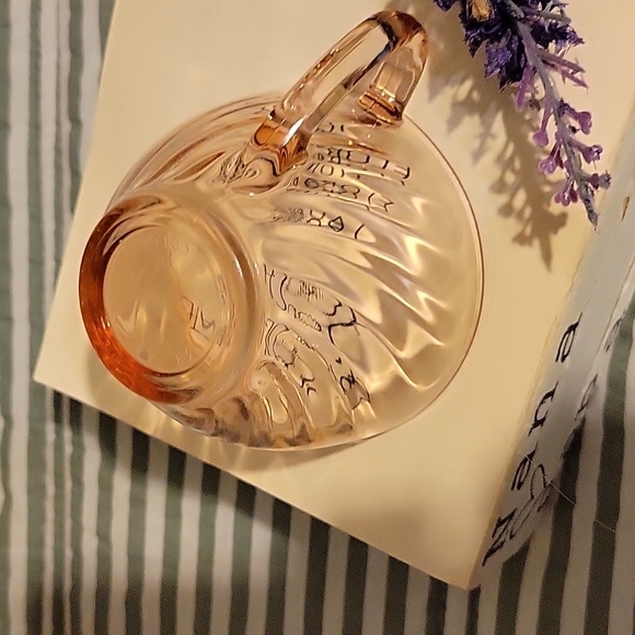 Vintage Pink Blush cup and saucer - Picture 4 of 5